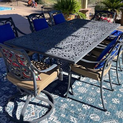 Black Patio Table & 8 Chairs 
