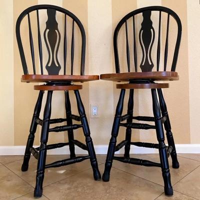 A’ America Keyhole Bar Stools 