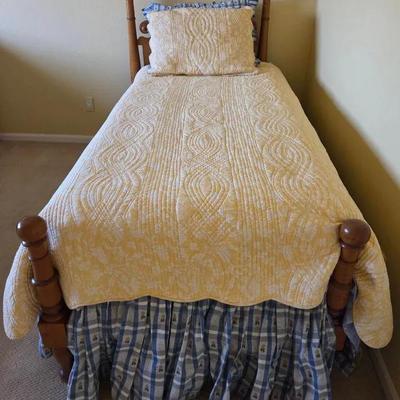 Vintage to Antique American Sheraton Twin Bed #2