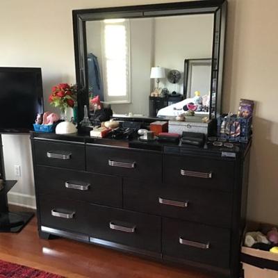 Sale Photo Thumbnail #150