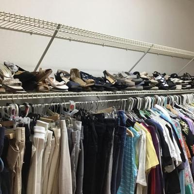 Sale Photo Thumbnail #194