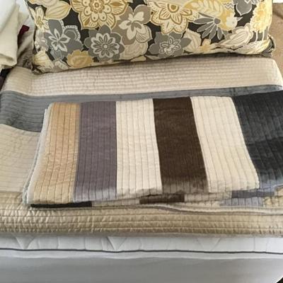 Sale Photo Thumbnail #45