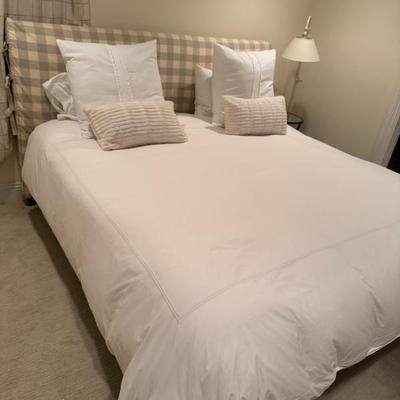 Sale Photo Thumbnail #162