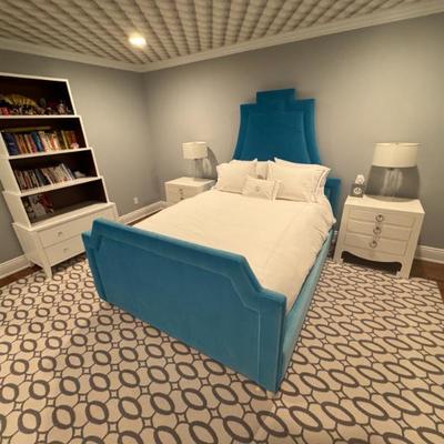 Sale Photo Thumbnail #88