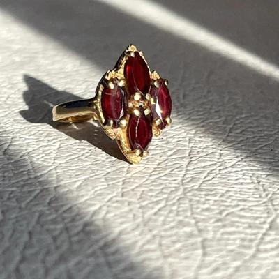 14k Yellow Gold Cluster Ring With Marquise Semi Precious Stones 