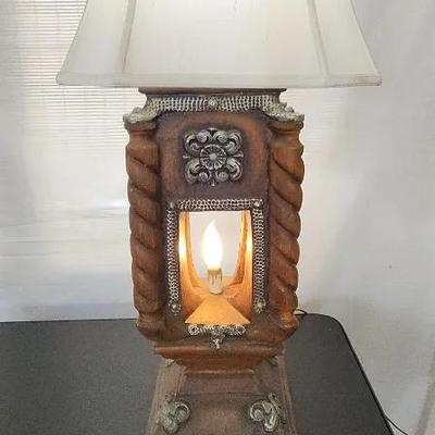 Retro Gothic 3 Way Lamp