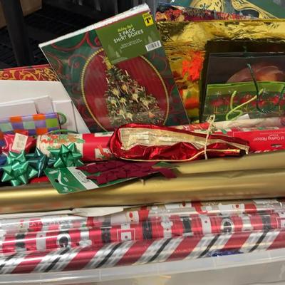 Christmas Wrap Bows & Bags Lot