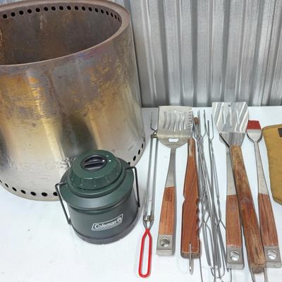 Grill Master Kit, Walking Stick & Solo Stove *