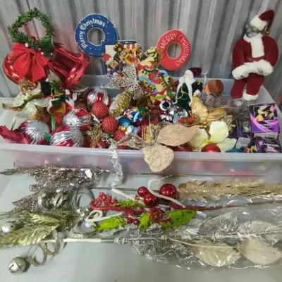 Amazing Christmas Ornament Lot