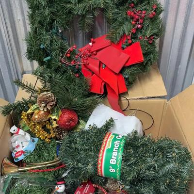 Christmas Mystery Wreaths & Garland 