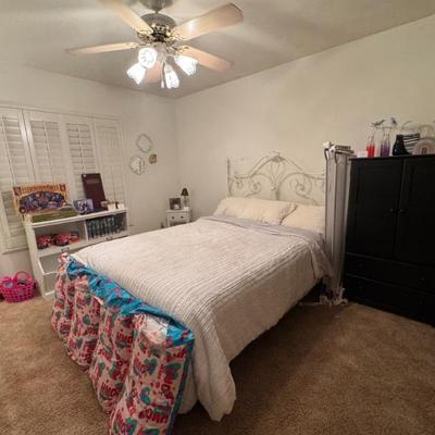 Sale Photo Thumbnail #37