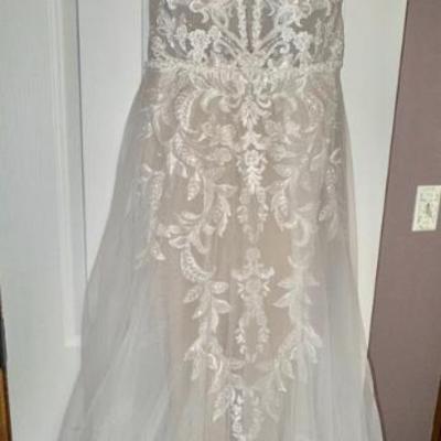 Sale Photo Thumbnail #199