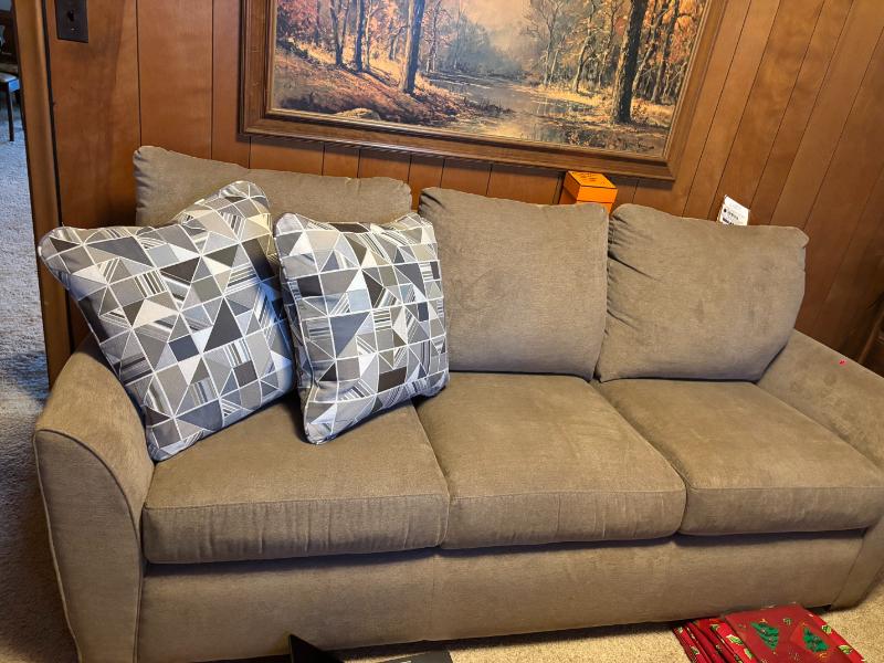 Sale Photo Thumbnail #28