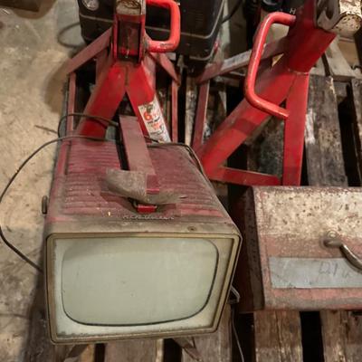 Sale Photo Thumbnail #143