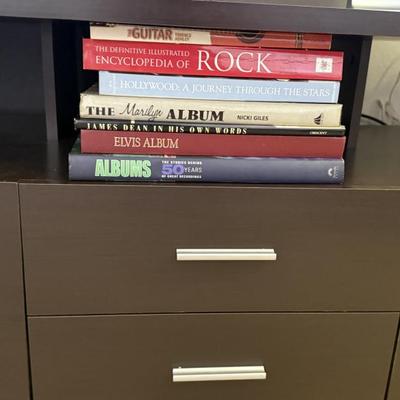 Sale Photo Thumbnail #137