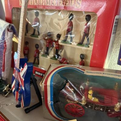 Sale Photo Thumbnail #206