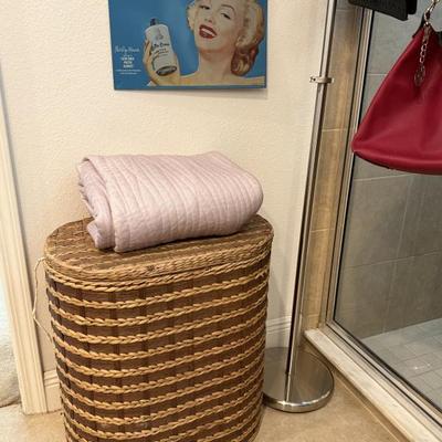 Sale Photo Thumbnail #126