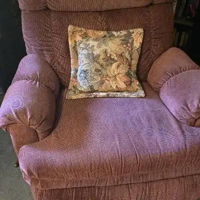 Comfortable Recliner/Rocker 
