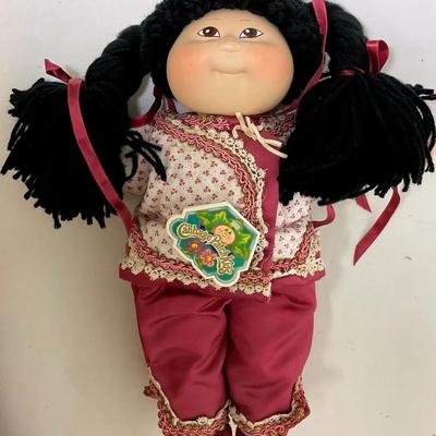 1985 “Cabbage Patch” Mai Ling Doll