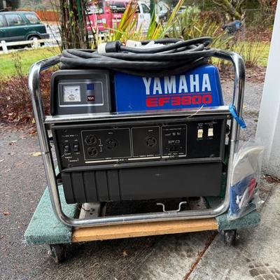 Yamaha EF3800 Portable Gas Generator with Power Cords – Heavy-Duty Backup Power Unit