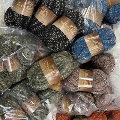 Plymouth Yarn Company – Coffee Beanz Acrylic And Wool - NEW