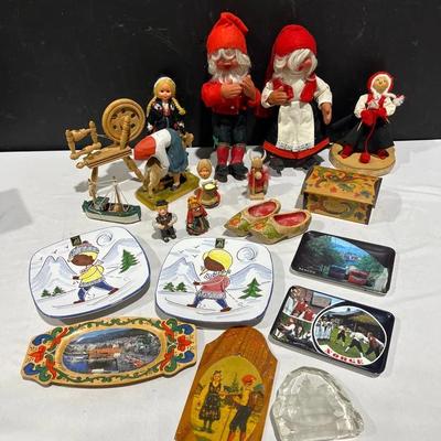 Collection Of Vintage Norwegian Scandinavian Dolls & Decor