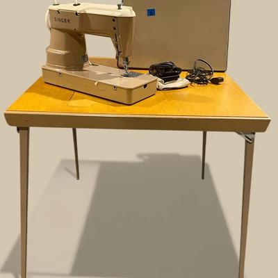 Vintage Singer Sewing Machine & Fold Up Table