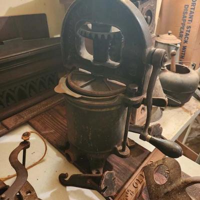 Sale Photo Thumbnail #119