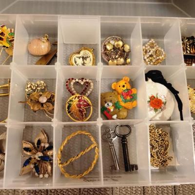 Sale Photo Thumbnail #130