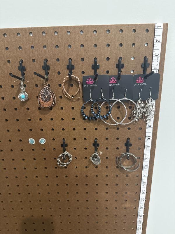 Sale Photo Thumbnail #162