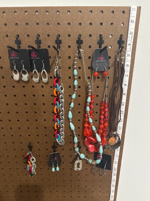 Sale Photo Thumbnail #172