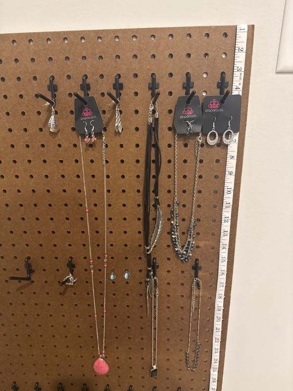 Sale Photo Thumbnail #173