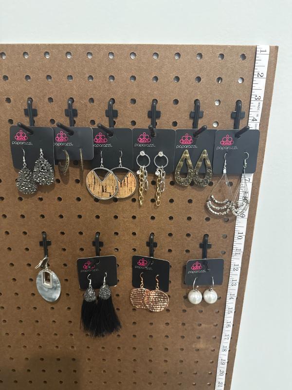 Sale Photo Thumbnail #153