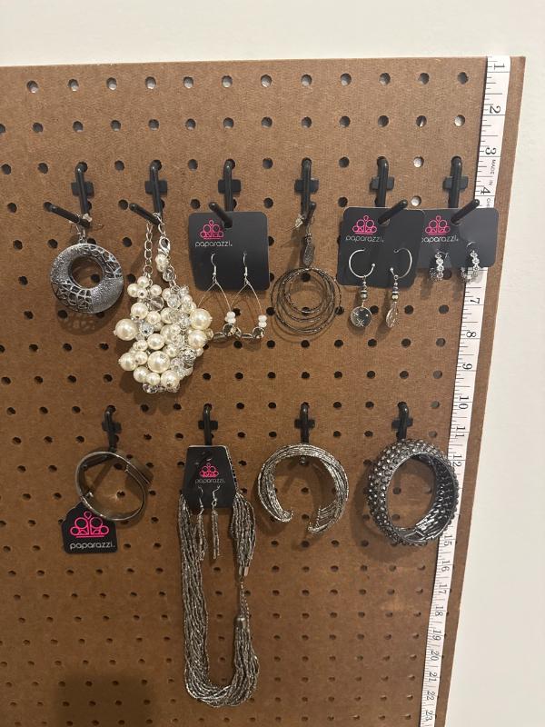 Sale Photo Thumbnail #171