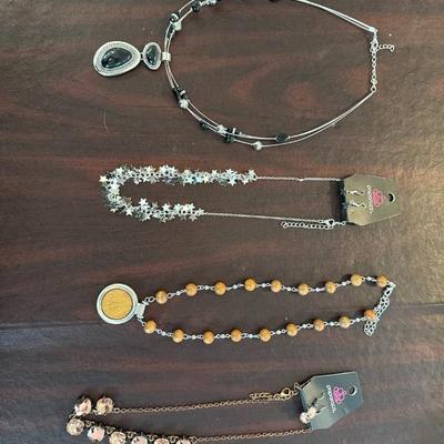 Sale Photo Thumbnail #113