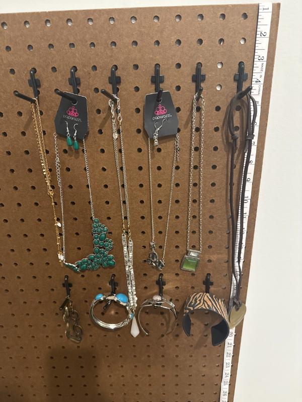 Sale Photo Thumbnail #175