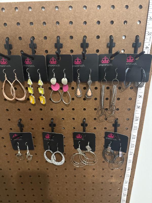 Sale Photo Thumbnail #170