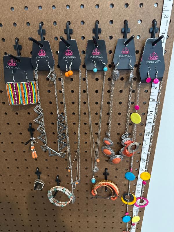 Sale Photo Thumbnail #138