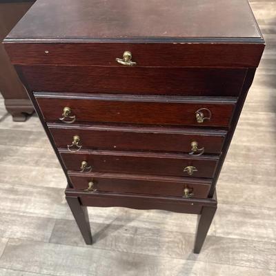 Sale Photo Thumbnail #112