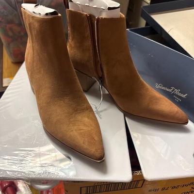 Sale Photo Thumbnail #383