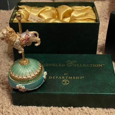 Sale Photo Thumbnail #53