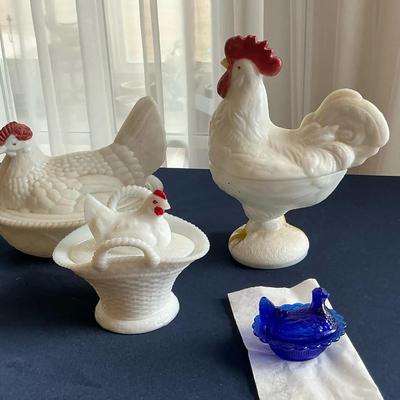 Milkglass Chicken Lot