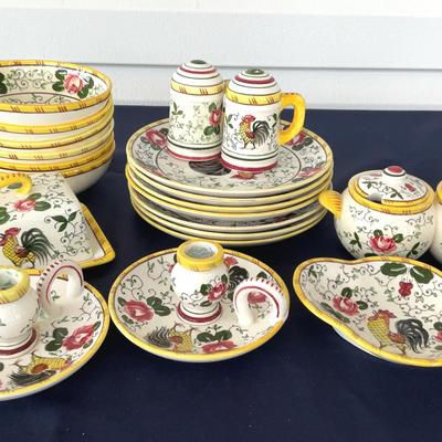 Lot Of Uscagco China ‘Early Provincial’ Ceramic Dishes