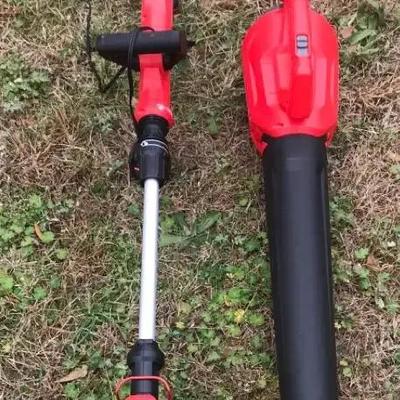 Craftsman Battery Operated Blower And String Trimmer