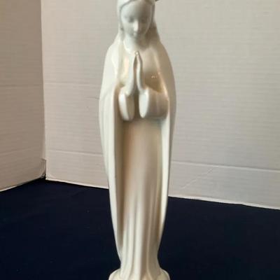 Vintage Hummel Figurine