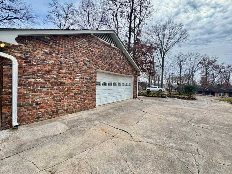 Sale Photo Thumbnail #8