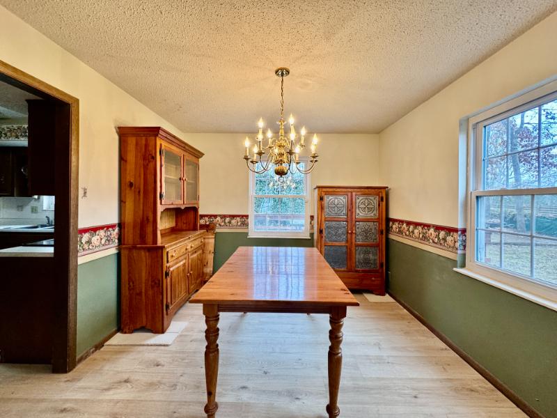 Sale Photo Thumbnail #23