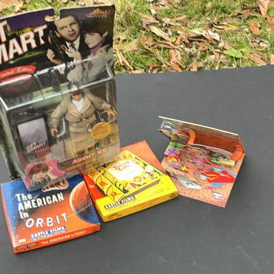 Mid-Century Entertainment Lot