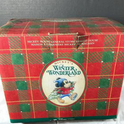 NIB - Mickey’s Winter Wonderland General Store Hinged House