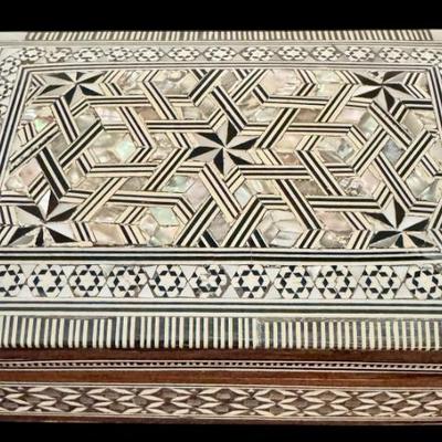 Sale Photo Thumbnail #148